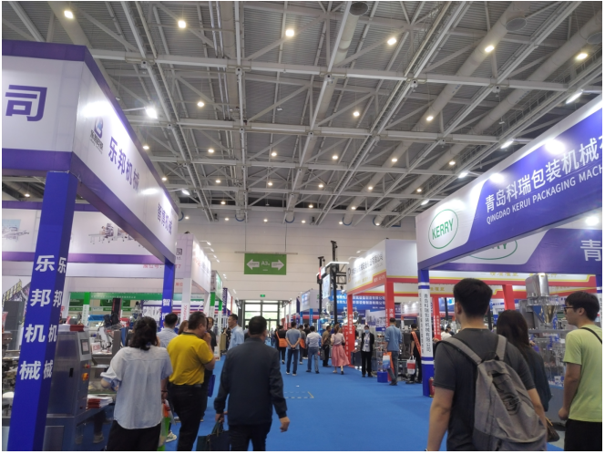 润立给袋式包装机厂家展会现场 润立给袋式包装机厂家展会现场